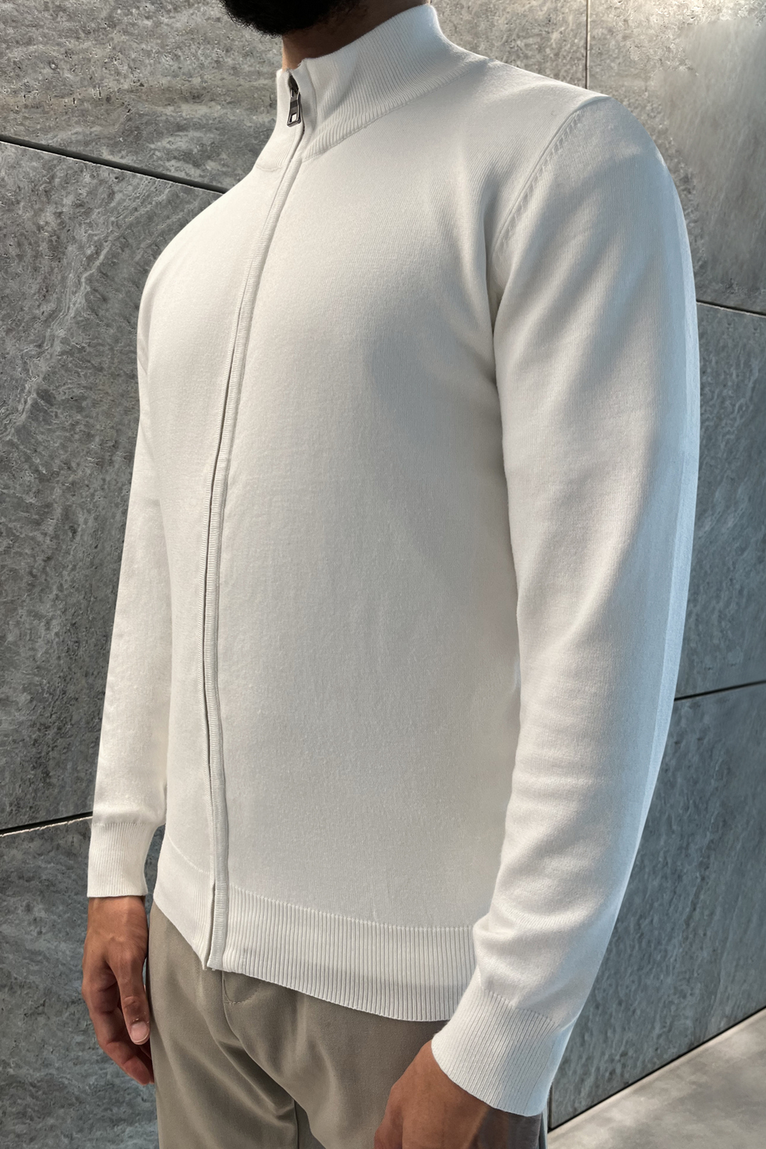 Faro Full Zip Sweater - White